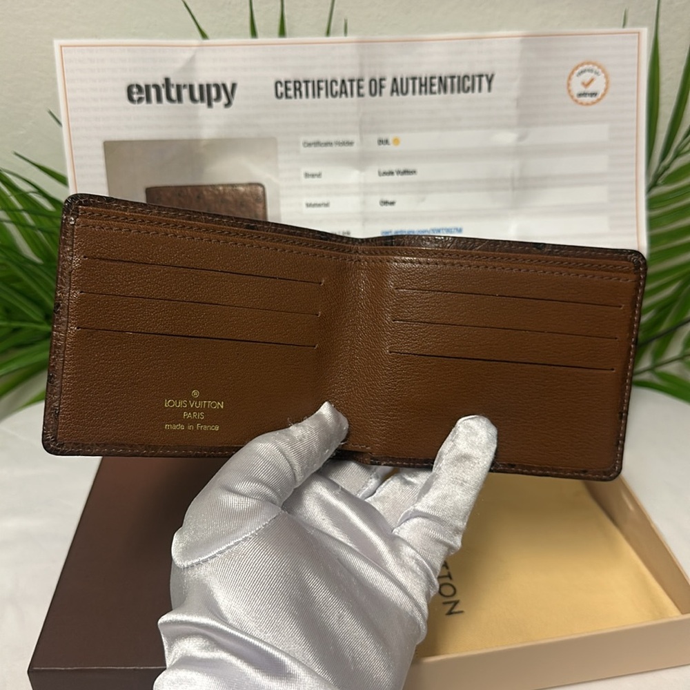 ποΈHOST PICKπ Authentic LOUIS VUITTON Ostrich Bifold Wallet,Rare Piece, PreOwned - Picture 4 of 17